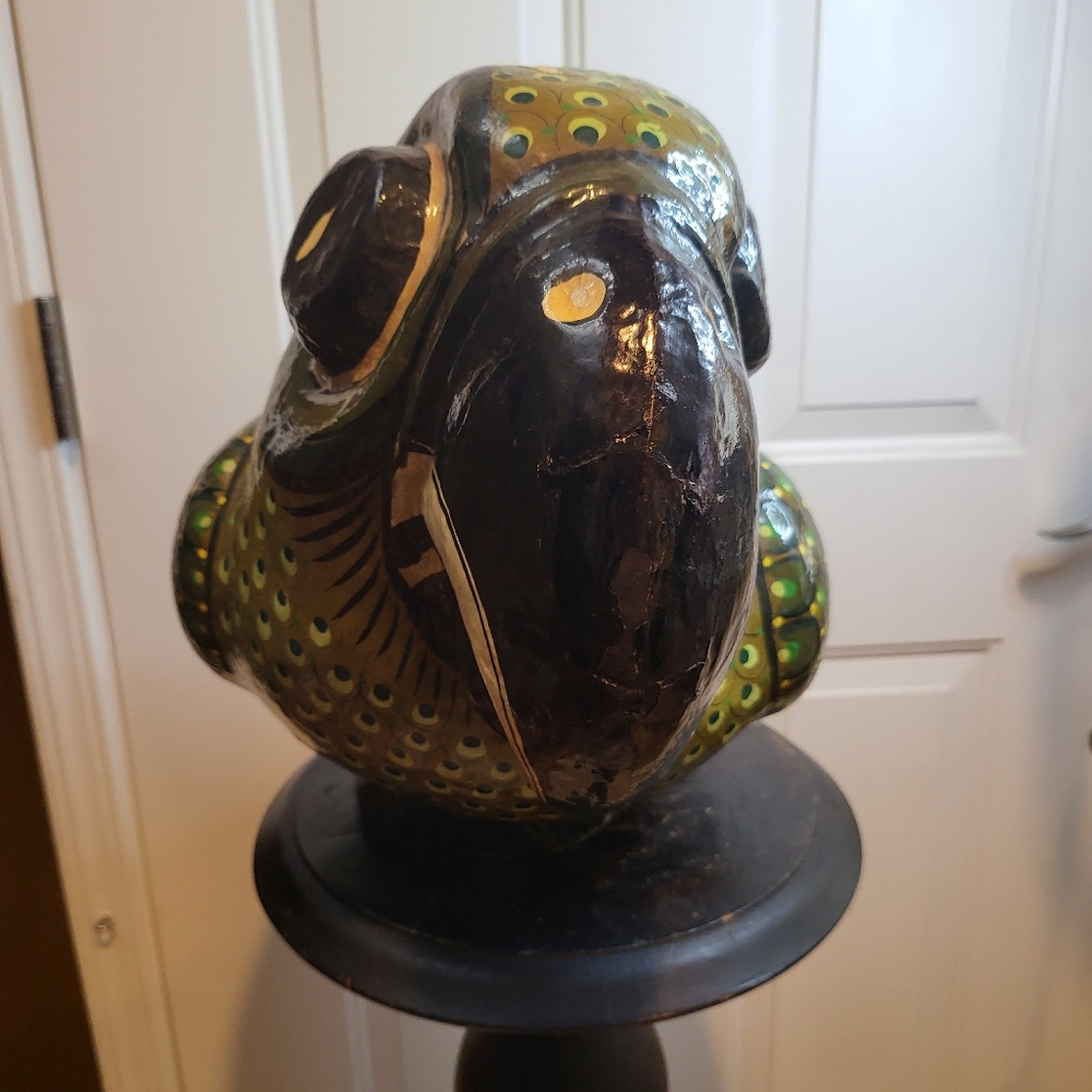 Extra Large Vintage Paper Mache Hand Painted Parrot 22" - Picture 3 of 14